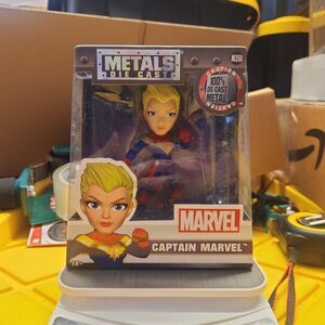 New Metals Die Cast Marvel Captain Marvel Jada Toys